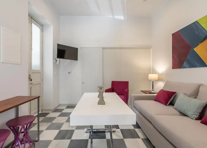 Casa Temprado 4* סביליה